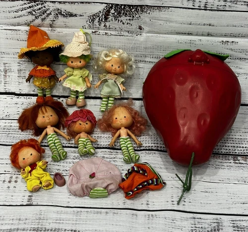 Vintage 80s Strawberry Shortcake Dolls & Carrying Case Lot - Kenner Doll Toys