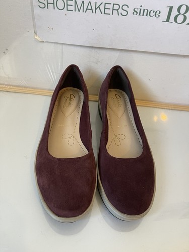 Clarks Slip On Leather Shoes Size UK 3 EU 36 Wide Fit . - Picture 2 of 10