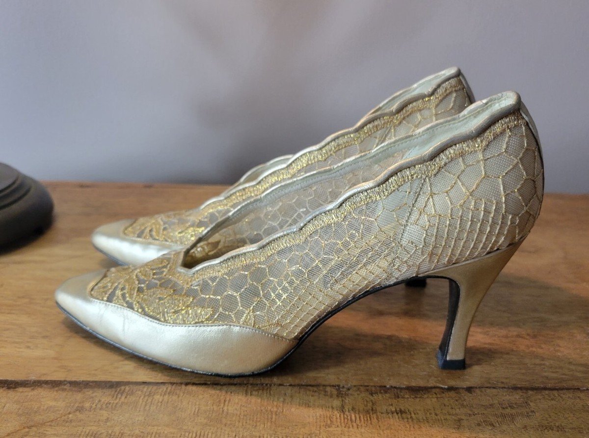 STUART WEITZMAN フルム ヒル サンタル SD582 ESMERALDA Vintage Stuart Weitzman Gold Mesh Metallic High Heels