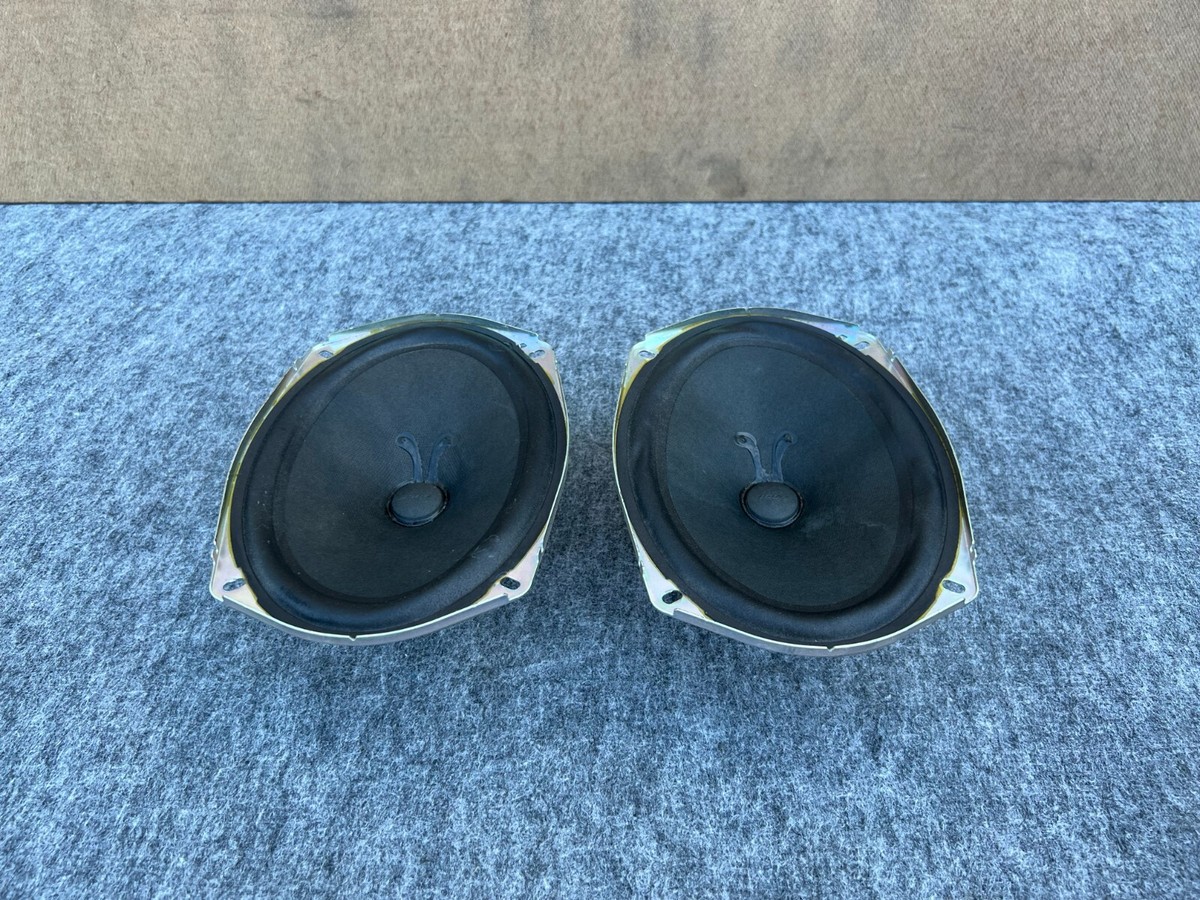 NISSAN 370Z 2010-2019 ROADSTER CONVERTIBLE OEM REAR LEFT AND