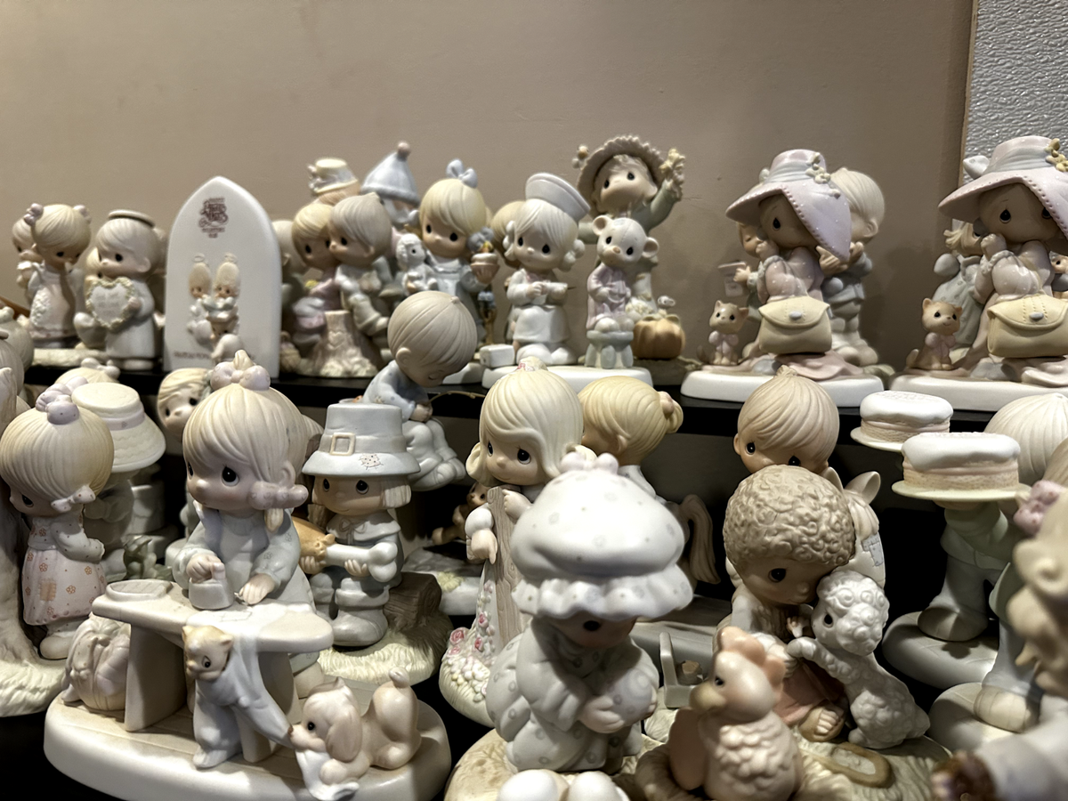 Vintage Precious Moments Figurines | eBay