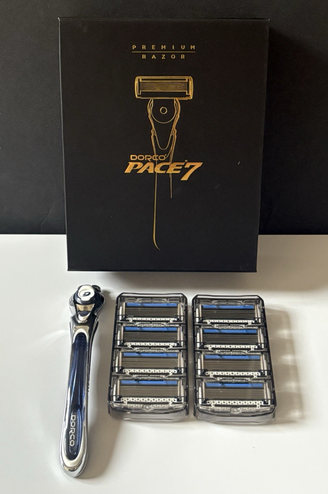Dorco Pace 7 Blades Premium Razor Gift Set For Men Handle + 8 Refill Cartridges