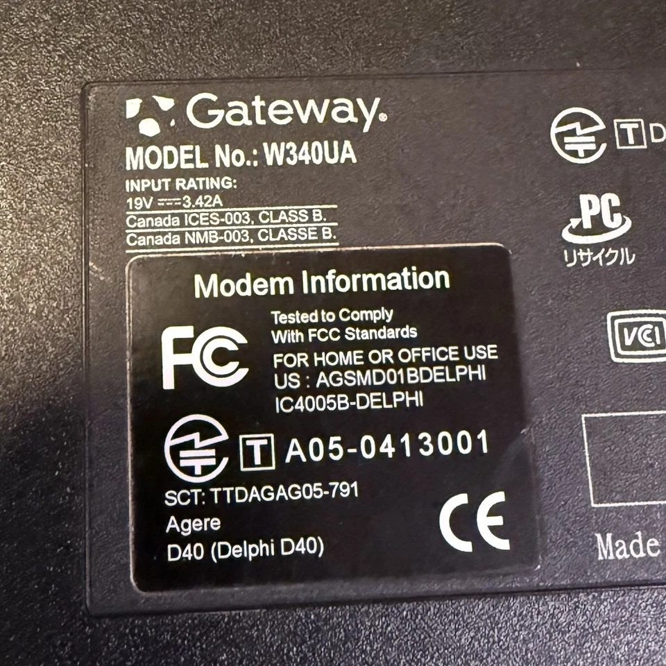 Gateway W340UA Laptop 15.4” Untested Windows Vista Era Notebook Parts Or Repair - Image 4 of 4