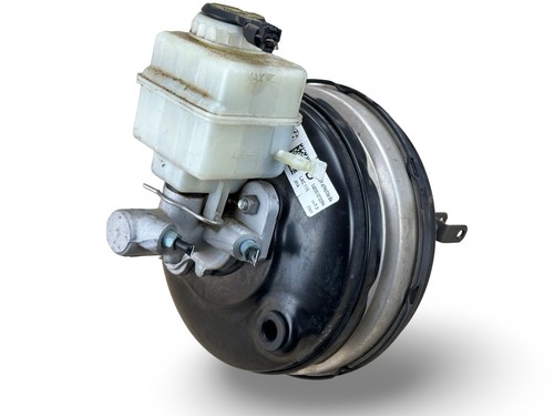 BMW  F10 F11 F06 F12 F13 Bremskraftverstärker Hauptbremszylinder 6796729 6796726