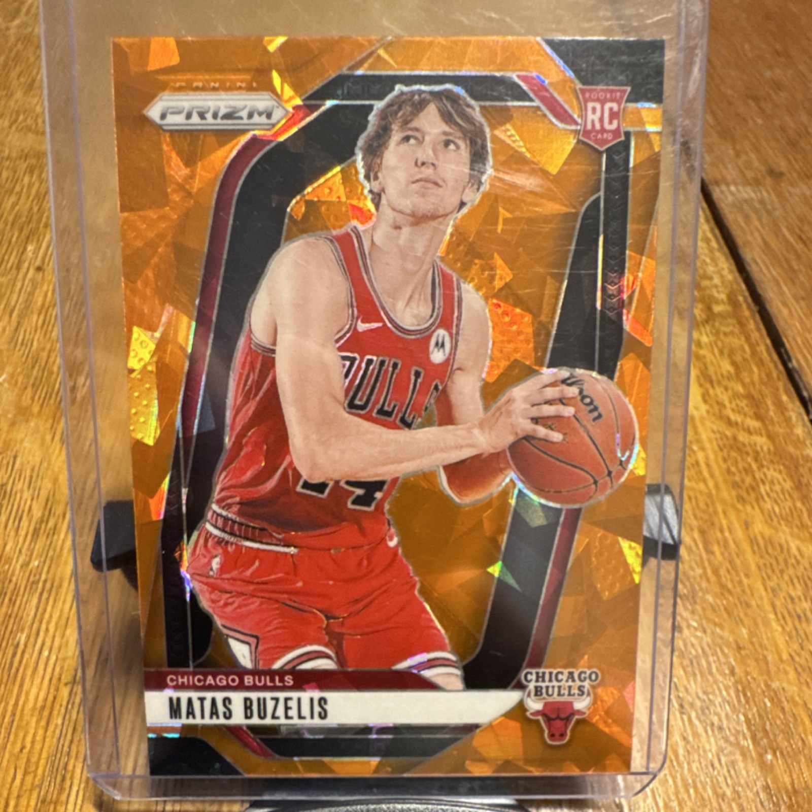 2024-25 Panini Prizm Matas Buzelis Chicago Bulls Rookie Orange Ice Prizm #252