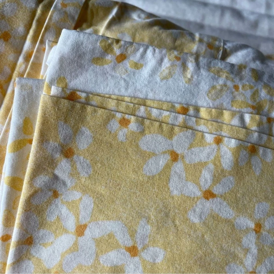 Ropa de cama floral 100 % algodón amarillo y blanco colección Martha Stewart WPL8046 Foto 2 de 4