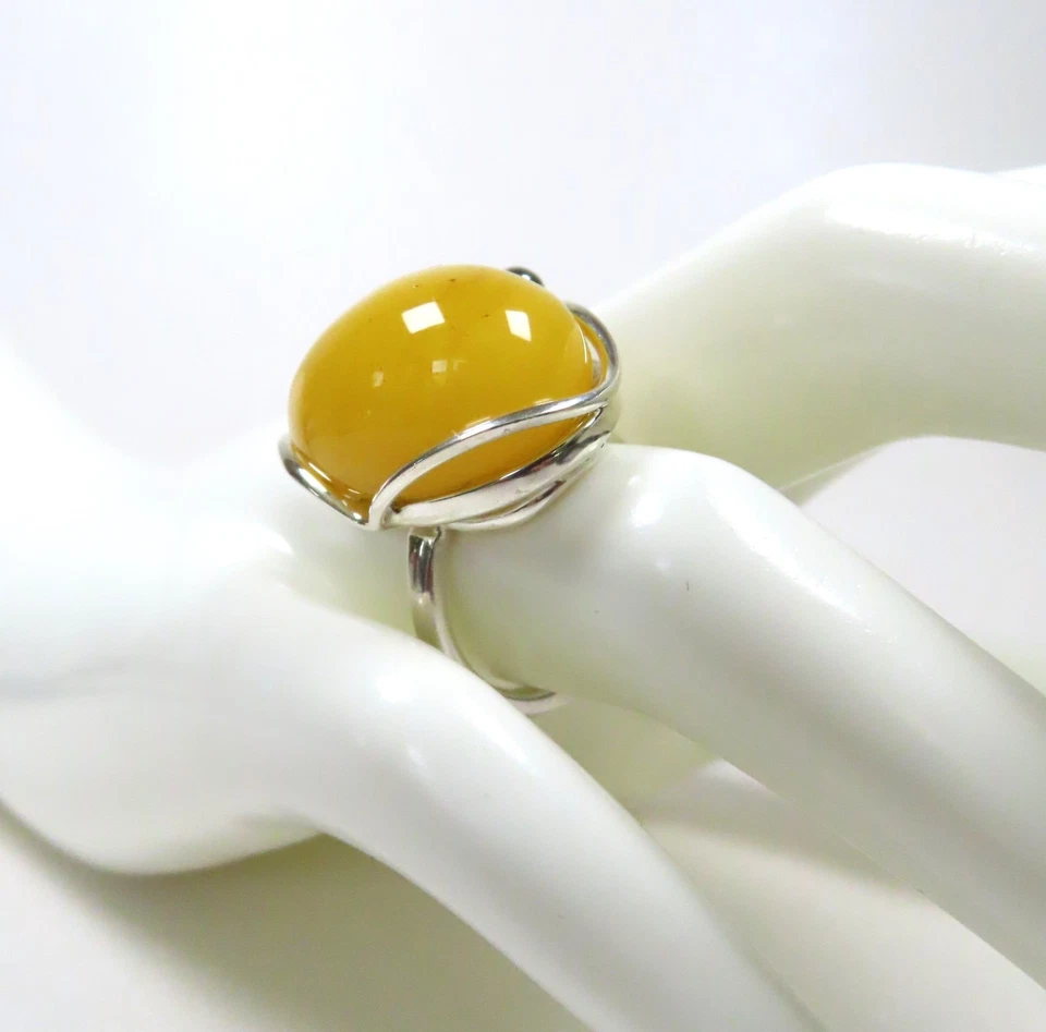 Кольцо из чистого серебра с бирманским яйцом Мила желтком янтарем - Изображение 4 из 4