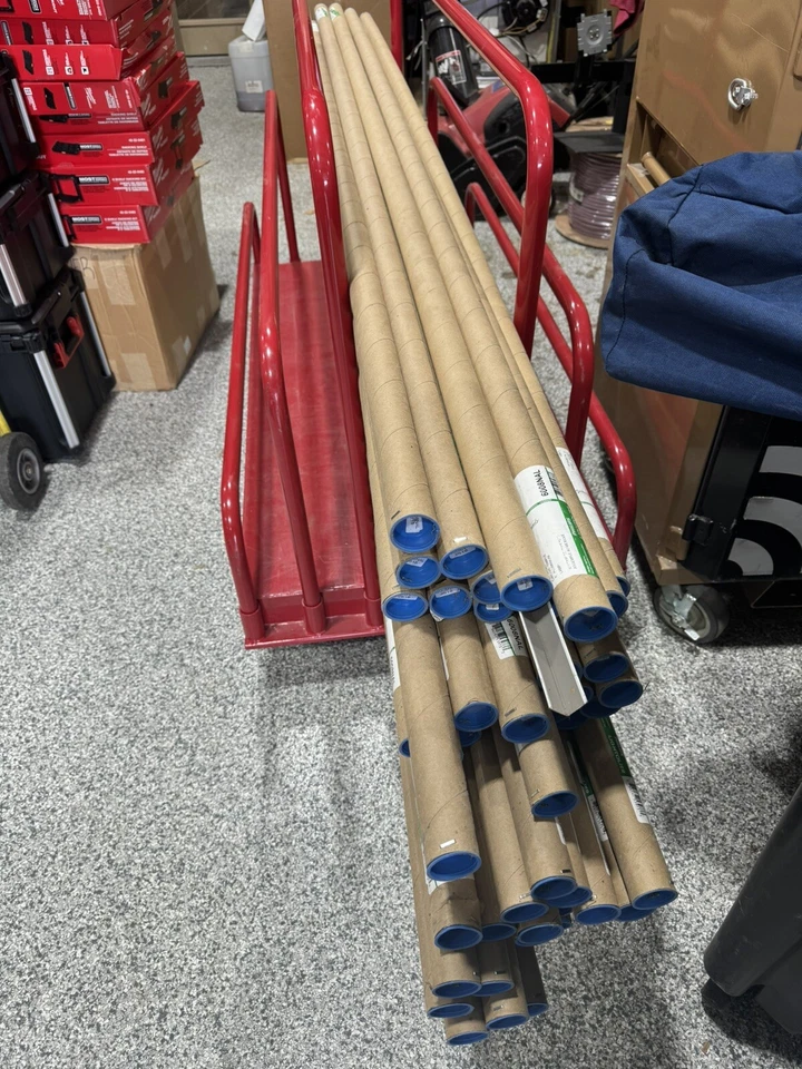 Philips Lightolier 6008 NAL Track Is 8’ Live End color plateado/gris Foto 4 de 4