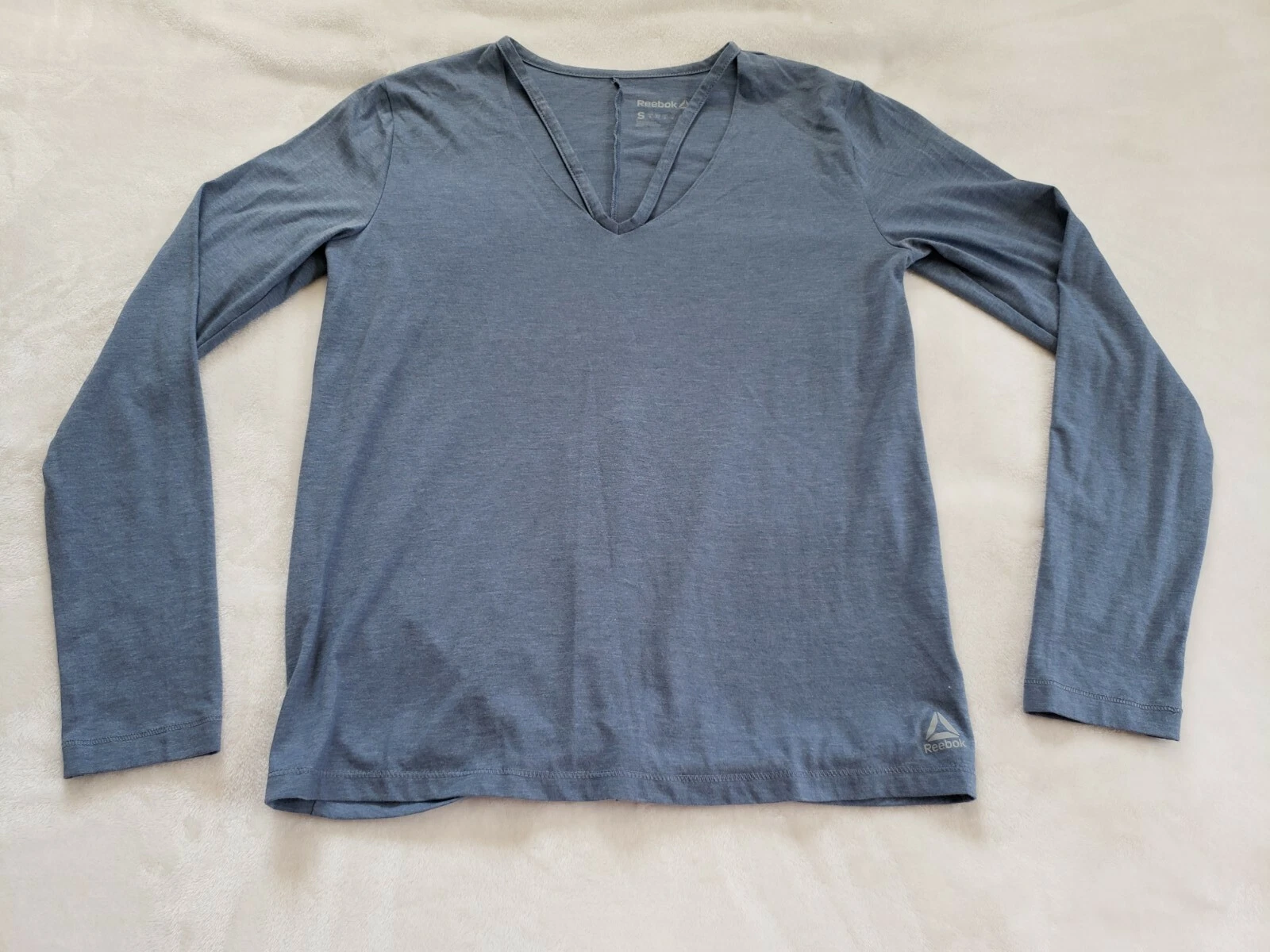 Reebok Womens Sz S Long Sleeve T-Shirt V-Neck Back Slit Tie Workout Top Ladies