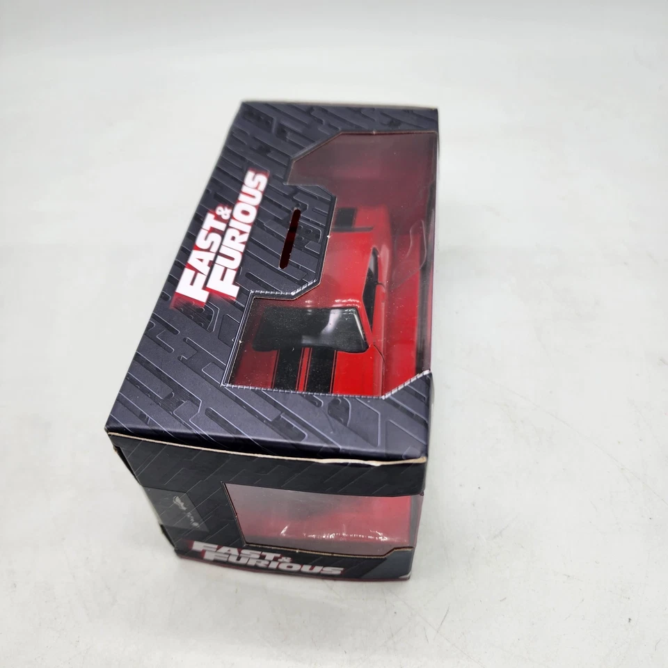 Jada Toys Fast & Furious DOM'S 1970 CHEVROLET CHEVELLE SS Red Color 1:32 Scale - Image 3 of 4