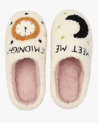 Boys/Girls House Slippers, Warm & Comfy House Shoes   With Fur Lining. Sz 12-13