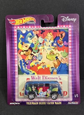 Hot Wheels 2019 Disney Alice In Wonderland Volkswagen Deluxe Station Wagon #3/5