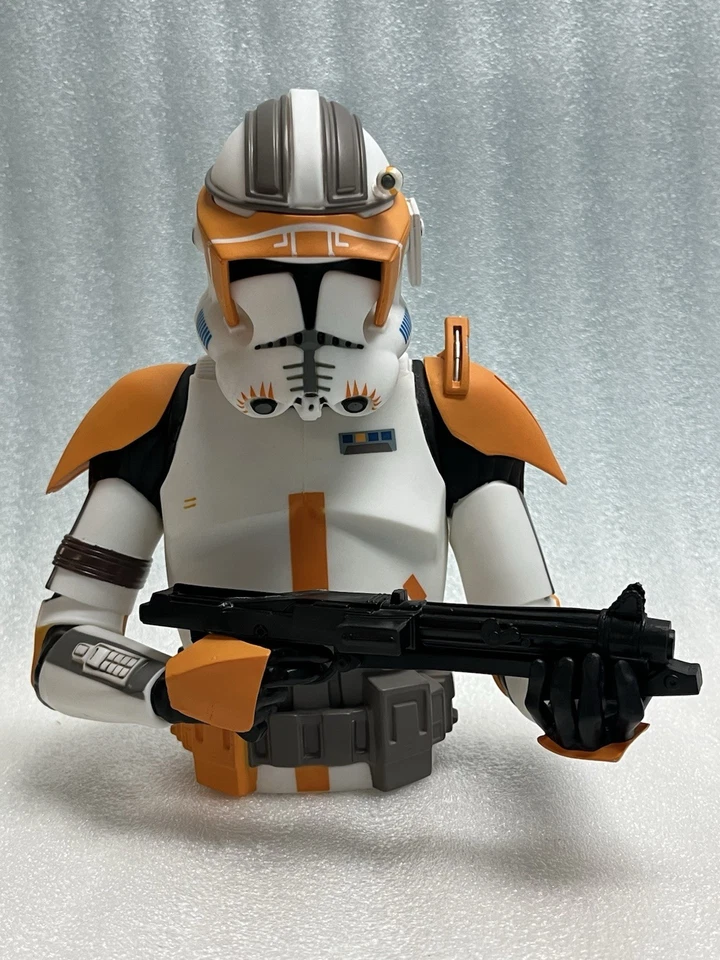 Diamond Select Star Wars COMMANDER CODY Banco de monedas Busto de soldado clon 2013 Foto 2 de 4