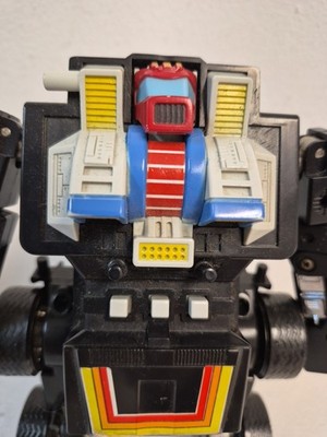 1983 ~ Yonezawa Daijim ~ Giant Robot Car ~ ACTION FIGURE