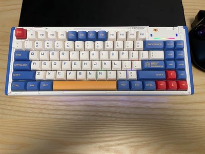 Dustsilver Robot Taisen 75 keyboard