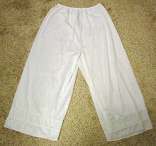 Vintage Wondermaid M White 29 in. Long Silky Pettipants Leg Slip Panty Bloomer