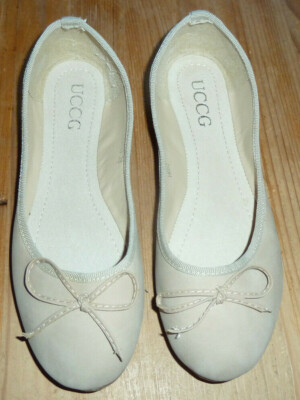 Ballerina - Größe 38 - mit Schleifchen - UCCG - Farbe: Sand