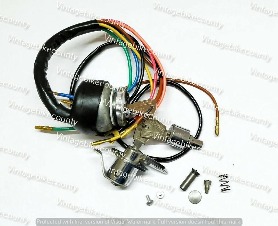 LAMBRETTA GP - AC IGNITION SWITCH TOOLBOX & STEERING LOCK SET COMMON KEYS FIXING - Image 3 of 3