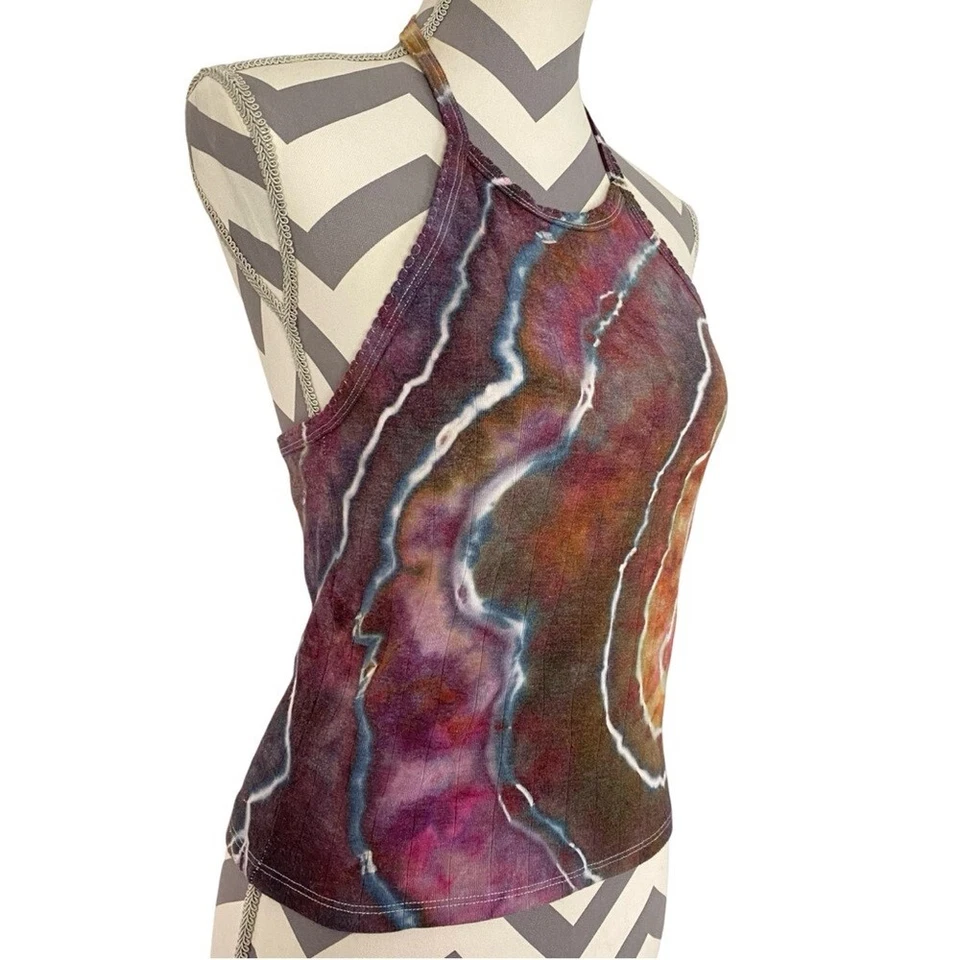 Camisa sin mangas hecha a mano Geode Tie Dye Halter para mujer mediana reciclada rosa Foto 4 de 4