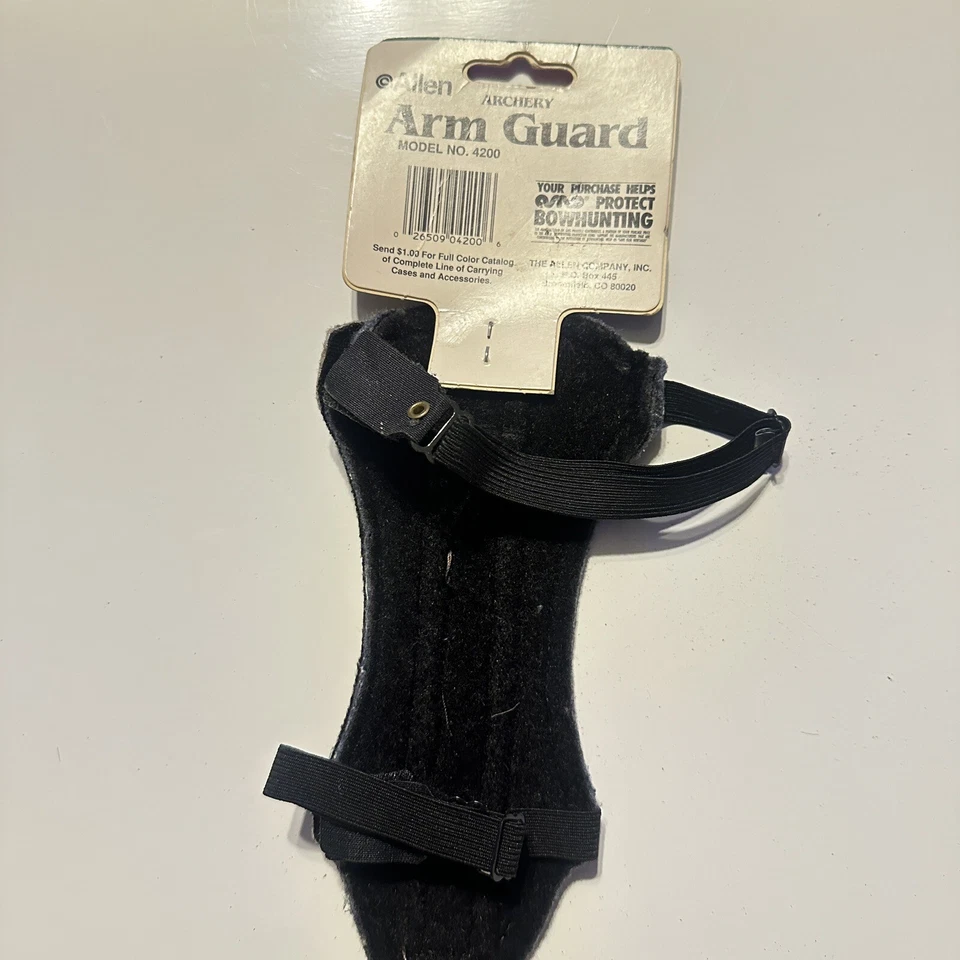 Allen 4200 Molded Saddlecloth 2-Strap 6.5" Camo Armguard Mossy Oak Break-up - Image 3 of 3