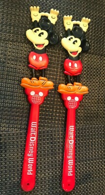 Vintage 1970er Walt Disney World 15'' Mickey Mouse Rückenkratzer Souvenir