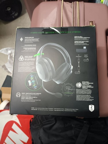 Razer Barracuda X Black Wireless Multi-Platform Gaming and Mobile Headset - Picture 2 of 5