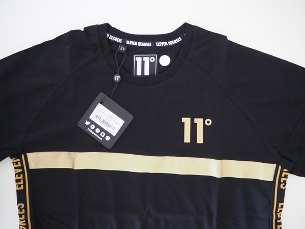 11º_Eleven Degrees. Camiseta manga larga. Talla L