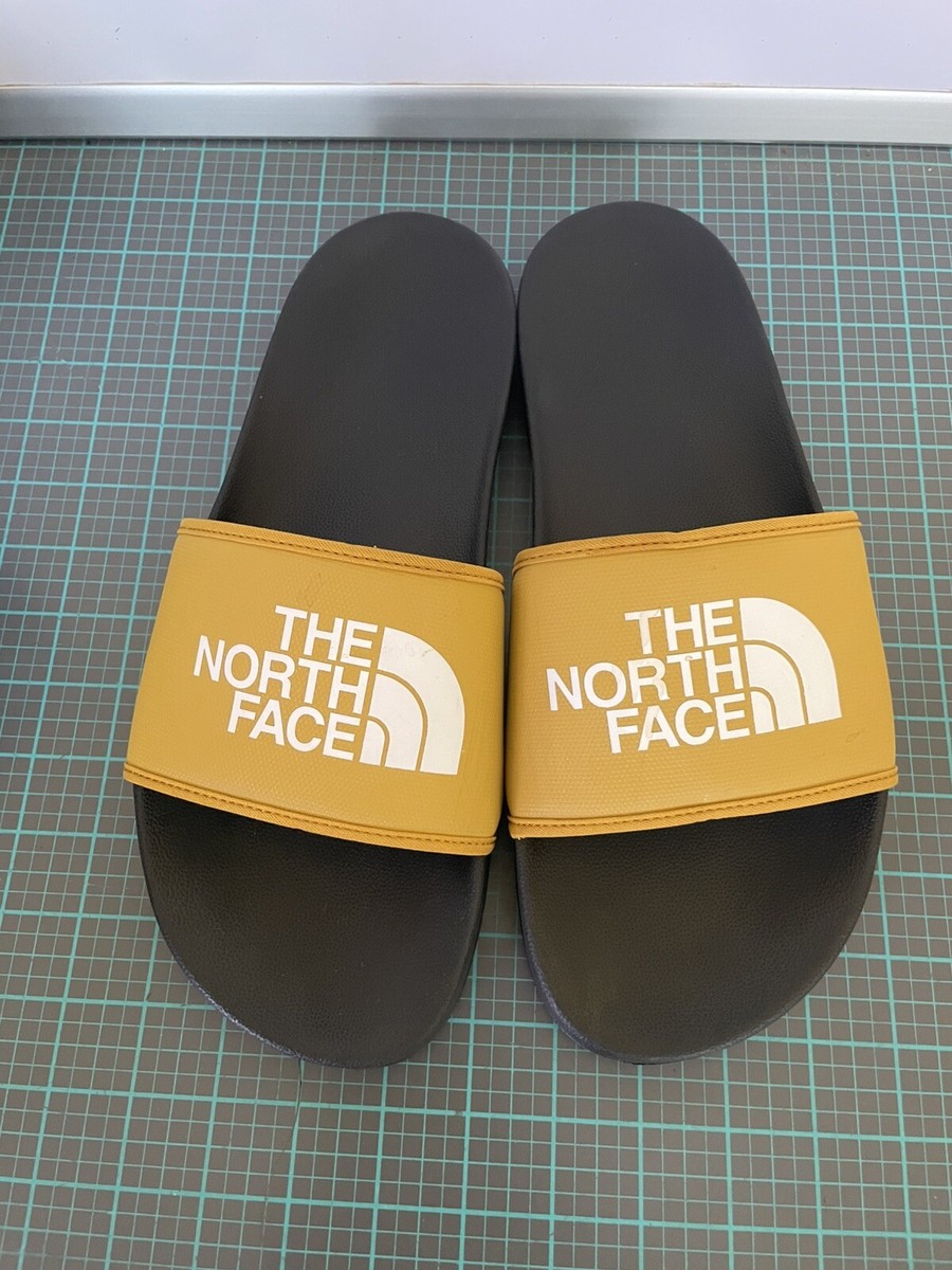 Man's Sandals The North Face Base Camp Slide III Size 10 Man's Sandals The North Face Base Camp Slide III Size 10