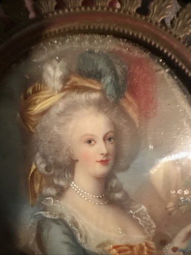 “ RARE* Miniature oil painting of Marie Antoinette Signed Germany Original Frame - Picture 2 of 10