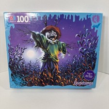 VTG 95 Goosebumps Scarecrow Walks at Midnight...