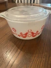 Pyrex Amish Butterprint 471-B Milk Glass Casserole w/Lid 1.5pt 9x7"