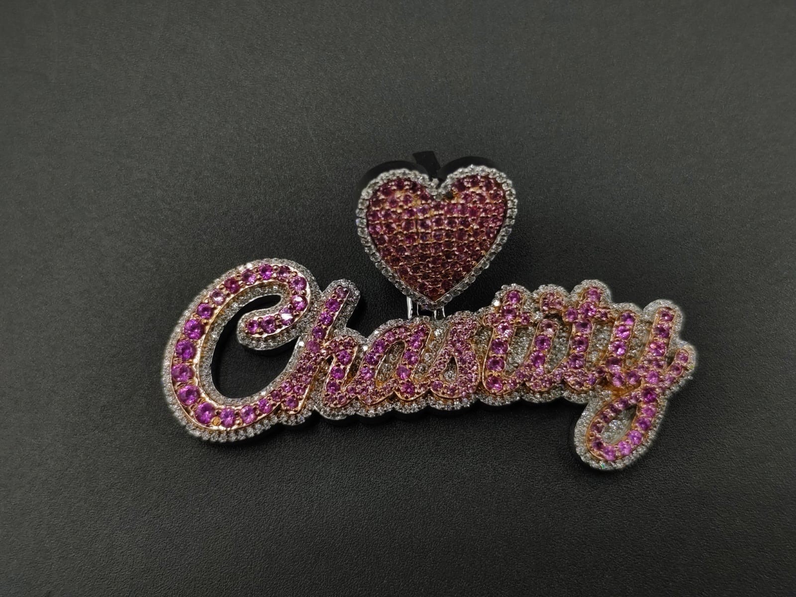 Colgante con nombre personalizado moissanita helada de 2 quilates enchapado en oro de 14 quilates