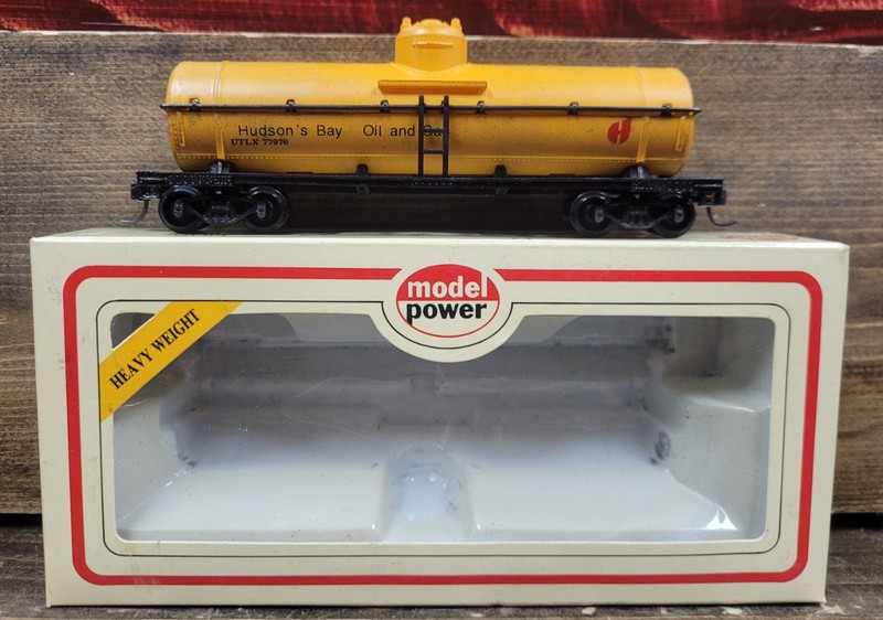 Model Power HO Scale Chemical Tank Hudson Bay (No. 8104)