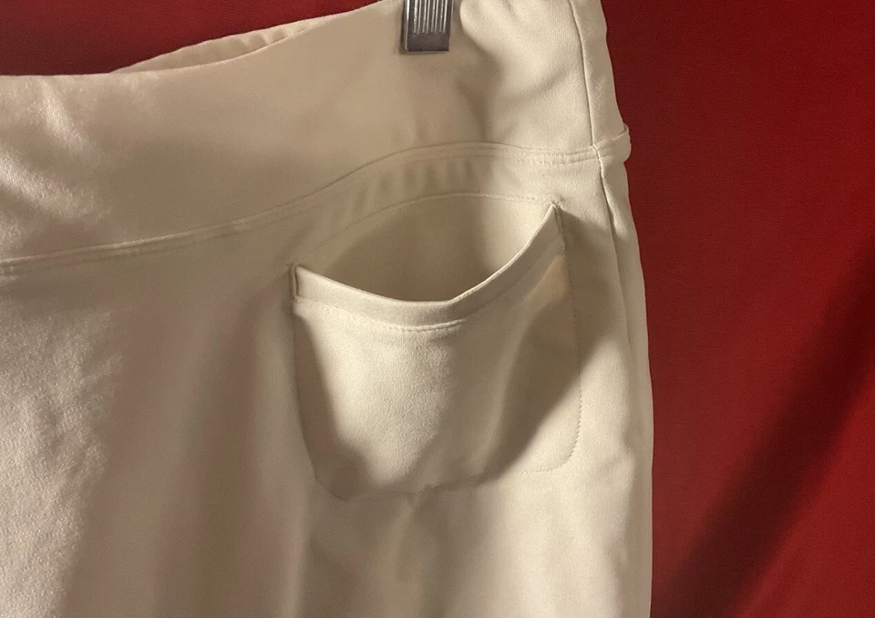 Lady Hagen Golf Tennis Pickleball Beige Activewear Skirt Short Skort SZ 8 / 10 M - Image 4 of 4