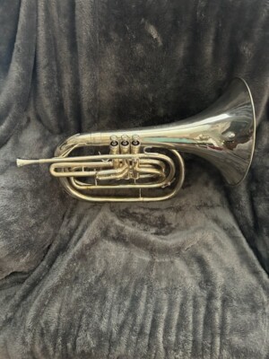 King Marching French Horn Model 1122 (Recently Reconditioned