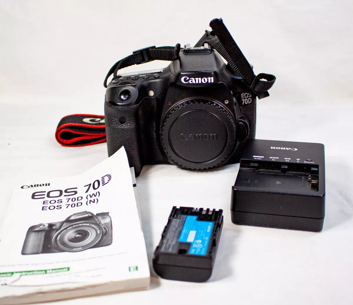 Canon EOS D .2MP Digital SLR Camera   Black Body Only