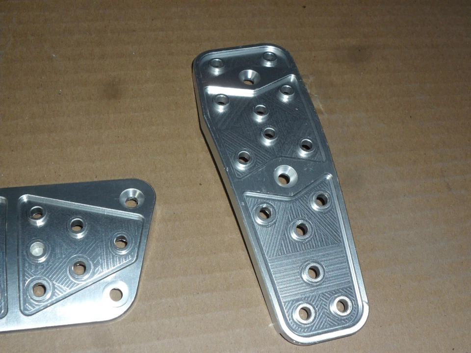 Dodge Challenger 2005-2015 A/T cubiertas de freno y pedal de gasolina sin tornillos 06 07 08 Foto 4 de 4