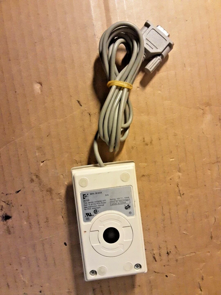 Logitech M-m28 PS2 Wired 2 Button ball square mouse - Image 2 of 4