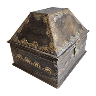 Antique Vintage Brass and Wood Dowry Box India Treasure Chest