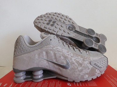 W NIKE SHOX R4 PEWTER FLORAL 24cm 厚底　ヒール s-l400.jpg