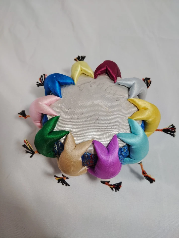 Vintage Silk Needle / Pin Cushion with Oriental Kids wrapped around. Set of 2 - Image 4 of 4