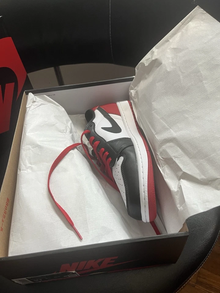 Air Jordan 1 Retro OG Puntera Baja Negra Talla 10 Foto 4 de 4