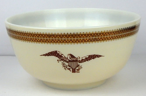 Vintage Pyrex Federal Eagle 479-B 3 Quart Glass Nesting Mixing Bowl