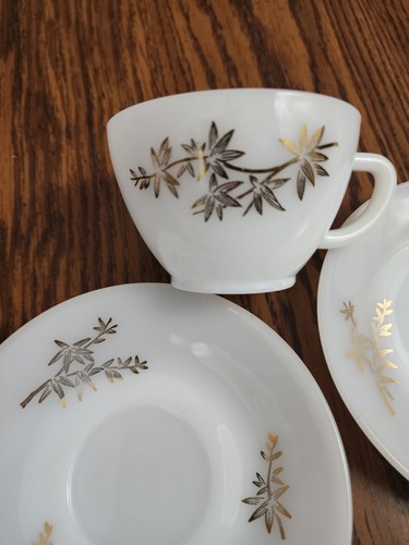 Federal Milk White Cups & Saucers Golden Glory Pattern Vintage Retired Lot of 2 - Picture 7 of 15