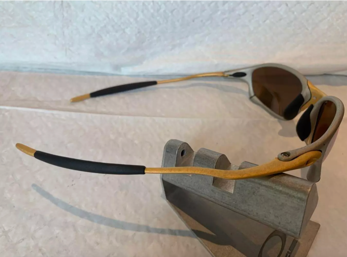 Oakley X-METAL XX Juliet 24K Ilidium Gold Sunglasses serial Oakley X-METAL XX Juliet 24K Ilidium Gold Sunglasses serial