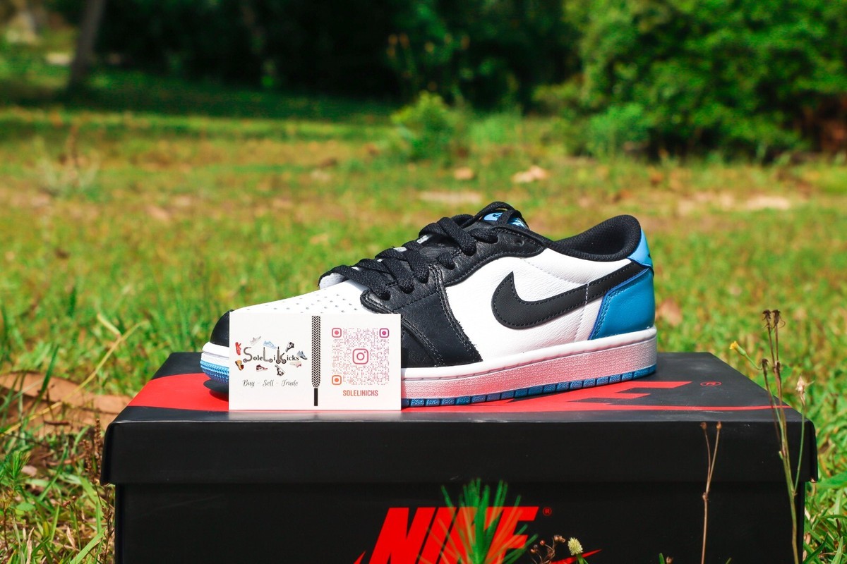 Nike Air Jordan 1 Retro Low OG UNC Men and Women Sizes  display picture 3