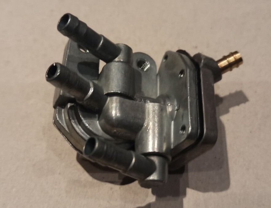 Kawasaki ER500 ER5 Twister Fuel Petrol Gas Tap To Fit 1996 to 2007