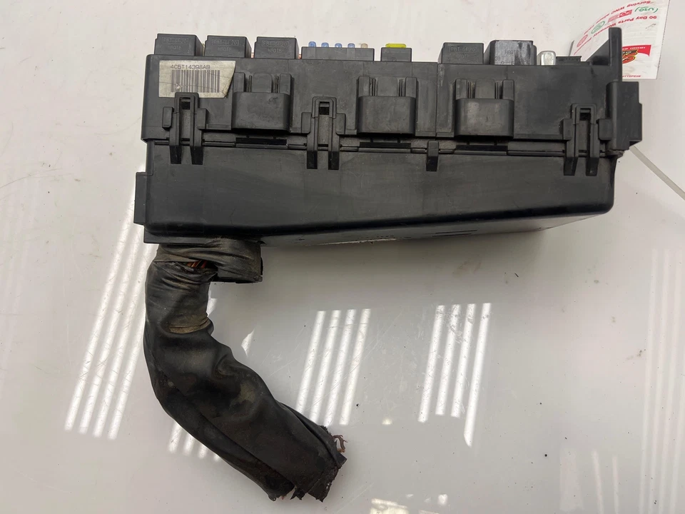 Lincoln Aviator 2004 2005 bahía de motor conjunto de caja de fusibles OEM 4C5T-14398-AB Foto 2 de 4