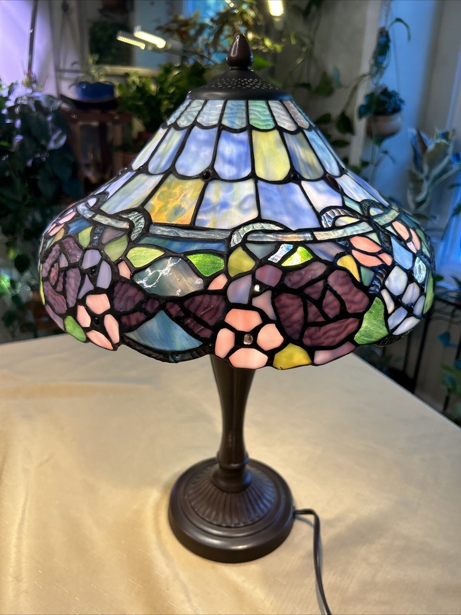 Tiffany Style Table Lamp Multi Color Shade -Nice -