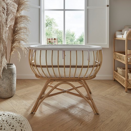 Aria Rattan Baby Crib, Mattress & Liner - 0-6months Bedside Co-Sleeping Cradle - Picture 2 of 11